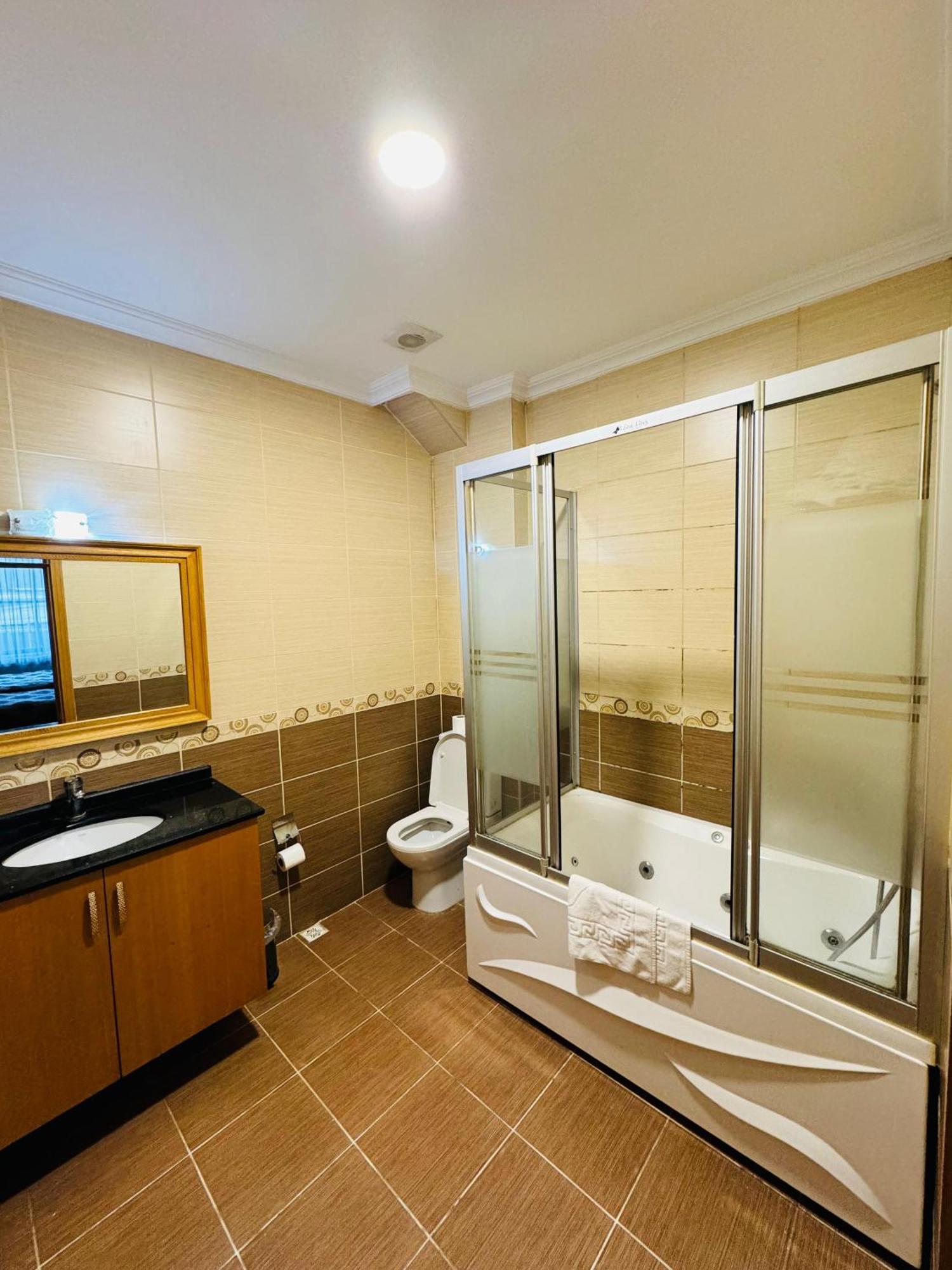 Grand Papirus Hotel Istanbul Ngoại thất bức ảnh